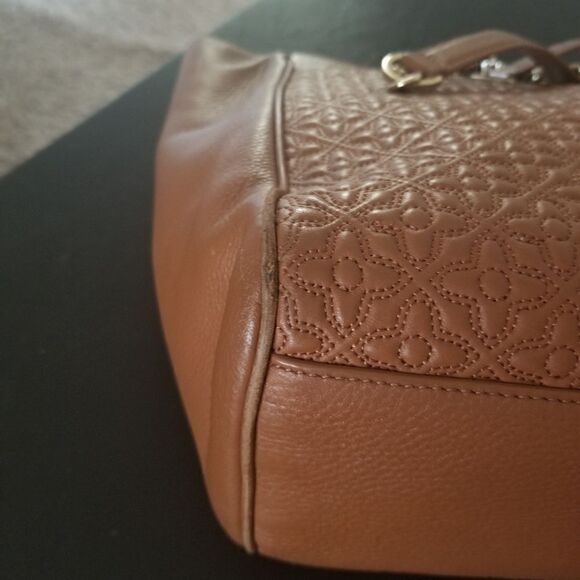 Tory Burch Large Tote - Picture 9 of 11